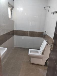 Bathroom Image of 1670 Sq.ft 3 BHK Apartment / Flat for sale in Sky Tower, Sasni Gate Aligarh for Rs. 7500000
