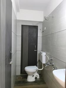 Common Bathroom Image of 689 Sq.ft 1 BHK Apartment / Flat for sale in Sarvoday Greens Phase 1 Building No 1, Bhiwandi Thane for Rs. 3700000