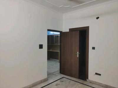 Bedroom Image of 842 Sq.ft 2 BHK Builder Floor for rent in Sector 49 Faridabad for Rs. 30000