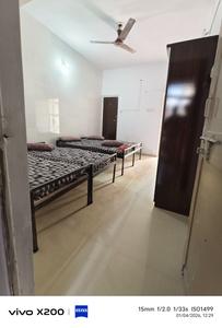 Bedroom Image of Bhavy Estate CONSULTANCY PG  in Prahlad Nagar, Ahmedabad