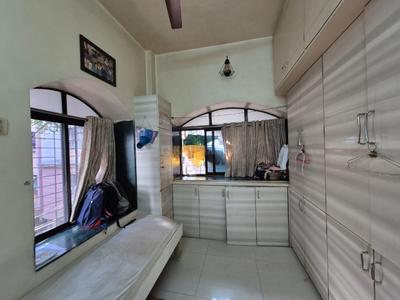 Kitchen Image of 950 Sq.ft 2 BHK Apartment / Flat for sale in Salisbury Park Pune for Rs. 11000000