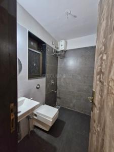 Bathroom Image of 509 Sq.ft 1 BHK Apartment / Flat for sale in Malad East Mumbai for Rs. 14000000