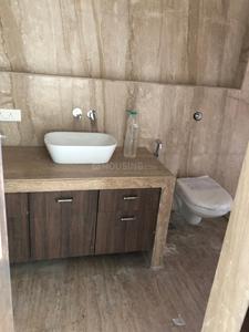 Bathroom Image of 4000 Sq.ft 4 BHK Apartment / Flat for sale in Bandra West Mumbai for Rs. 149900000