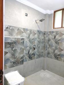 Common Bathroom Image of 1890 Sq.ft 3 BHK Builder Floor for sale in DDA Residential Flats, Sector 8 Dwarka New Delhi for Rs. 22400000