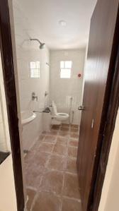 Bathroom Image of 1700 Sq.ft 3 BHK Apartment / Flat for rent in Bajaj Nagar Nagpur for Rs. 35000
