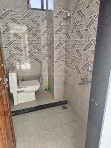 Bathroom Image of 900 Sq.ft 2 BHK Builder Floor for rent in Samrathpura Rural Sikar for Rs. 10000