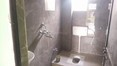 Bathroom Image of 2000 Sq.ft 2 BHK Duplex for rent in Danapur Patna for Rs. 9000
