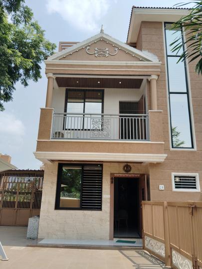 Hathijan Main Image 1