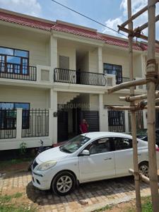 Building Image of 1250 Sq.ft 3 BHK Villa for sale in Gomti Nagar Lucknow for Rs. 7000000