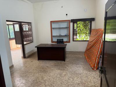 Bedroom Image of 2700 Sq.ft 3.5 BHK Builder Floor for rent in Kharabela Nagar Bhubaneswar for Rs. 65000