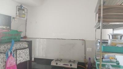 Kitchen Image of 750 Sq.ft 2 BHK Apartment / Flat for sale in Malad West Mumbai for Rs. 15000000