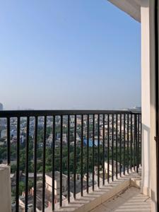 Living Room Image of 2474 Sq.ft 4 BHK Apartment / Flat for sale in Amrapali Platinum, Sector 119 Noida for Rs. 21500000