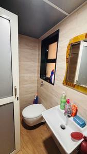 Bathroom Image of 980 Sq.ft 2 BHK Apartment / Flat for sale in Ashwin Vasant Oscar, Mulund West Mumbai for Rs. 21000000