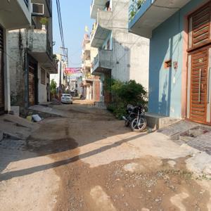 Image of 900 Sq.ft Residential Plot / Land for sale in Maruti Kunj, Gurgaon for Rs. 4600000