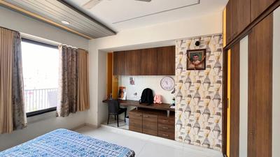 Bedroom Image of 1800 Sq.ft 3 BHK Apartment / Flat for sale in Parmeshwar Tulip Parmeshwar, Chandkheda Ahmedabad for Rs. 13000000