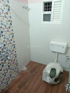 Bathroom Image of 1000 Sq.ft 2 BHK Builder Floor for rent in Argora Ranchi for Rs. 10000