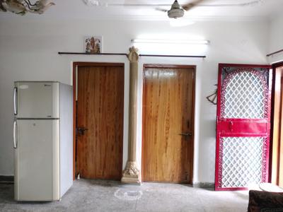 Living Room Image of 1250 Sq.ft 2 BHK Apartment / Flat for rent in Dwarkadheesh Apartment, Sector 12 Dwarka New Delhi for Rs. 33000