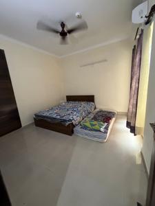 Bedroom Image of 850 Sq.ft 2 BHK Apartment / Flat for sale in Paramount Floraville, Sector 137 Noida for Rs. 13000000