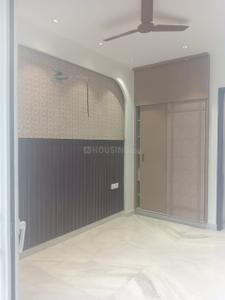 Bedroom Image of 850 Sq.ft 2 BHK Builder Floor for sale in Shalimar Bagh New Delhi for Rs. 13500000
