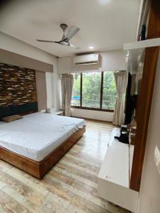 Bedroom Image of 2400 Sq.ft 3 BHK Apartment / Flat for rent in VRA Sudha Kalash, Jodhpur Ahmedabad for Rs. 55000