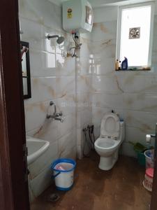 Bathroom Image of 1347 Sq.ft 3 BHK Apartment / Flat for sale in Sector 28 Dwarka New Delhi for Rs. 7000000
