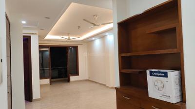 Living Room Image of 2700 Sq.ft 3 BHK Builder Floor for rent in Sector 43 Gurgaon for Rs. 75000