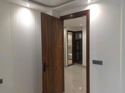 Bedroom Image of 590 Sq.ft 2 BHK Builder Floor for sale in Mahavir Enclave New Delhi for Rs. 5600000