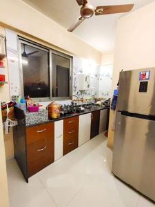 Kitchen Image of 968 Sq.ft 2 BHK Apartment / Flat for rent in Sarovar Setu, Kankaria Ahmedabad for Rs. 23000