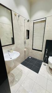 Bathroom Image of 1100 Sq.ft 2 BHK Apartment / Flat for sale in HSR Layout Bengaluru for Rs. 13500000