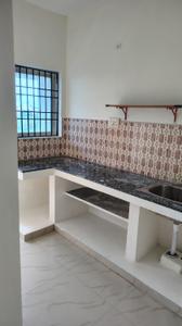 Kitchen Image of 650 Sq.ft 2 BHK Apartment / Flat for rent in Poonamallee Chennai for Rs. 16000