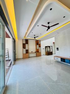 Living Room Image of 2400 Sq.ft 4.5 BHK Independent House for rent in Amanora Park Town, Hadapsar Pune for Rs. 190000