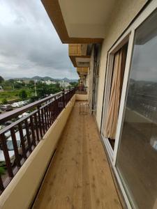 Balcony Image of 1000 Sq.ft 2 BHK Apartment / Flat for rent in Navratan Skyline, Bhuwana Udaipur for Rs. 30000