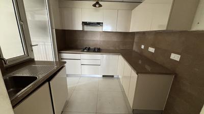 Kitchen Image of 2015 Sq.ft 3 BHK Apartment / Flat for sale in Bestech Altura, Sector 79 Gurgaon for Rs. 24150000