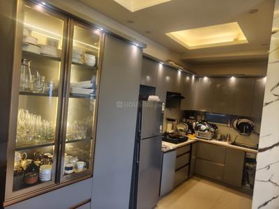 Kitchen Image of 805 Sq.ft 2 BHK Apartment / Flat for sale in Mahagun Mantra II, Noida Extension Greater Noida for Rs. 6500000