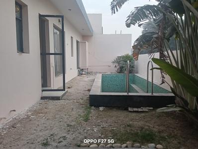Balcony Image of 4000 Sq.ft 5 BHK Apartment / Flat for rent in Emaar The Views, Sector 105 Mohali for Rs. 60000