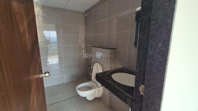 Image of 1025 Sq.ft 2 BHK Apartment / Flat for rent in Shapoorji Pallonji Joyville Sensorium, Maan, Pune for Rs. 26500