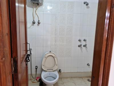 Image of 1750 Sq.ft 3.5 BHK Apartment / Flat for rent in Sector 5 Dwarka, New Delhi for Rs. 52000