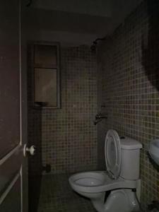 Common Bathroom Image of 1410 Sq.ft 3 BHK Apartment / Flat for sale in Paras Tierea, Sector 137 Noida for Rs. 11000000