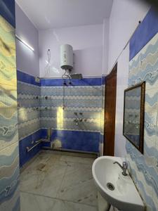 Bathroom Image of 600 Sq.ft 1 BHK Independent House for rent in Palam Extension New Delhi for Rs. 22000