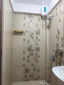 Bathroom Image of 1100 Sq.ft 2 BHK Apartment / Flat for rent in Nabar Opulence Towers, Shivaji Nagar Mumbai for Rs. 70000