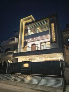 5 BHK Independent House