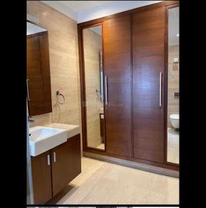 Bedroom Image of 2250 Sq.ft 3 BHK Builder Floor for sale in Defence Colony New Delhi for Rs. 110000000