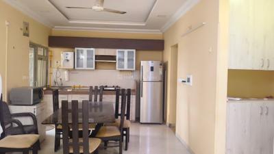 Kitchen Image of 1350 Sq.ft 2.5 BHK Apartment / Flat for rent in Adani The Meadows, Shantigram Ahmedabad for Rs. 37000