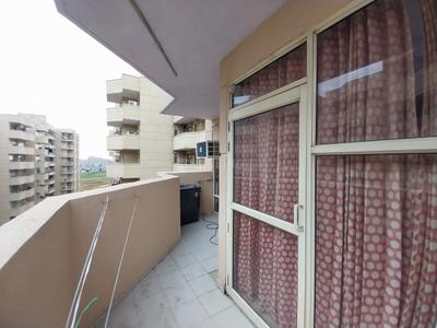 Balcony Image of 800 Sq.ft 2 BHK Apartment / Flat for rent in Pyramid Elite, Sector 86 Gurgaon for Rs. 18999