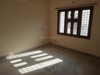 Bedroom Image of 1800 Sq.ft 3 BHK Independent House for rent in Sector 10A Gurgaon for Rs. 32000
