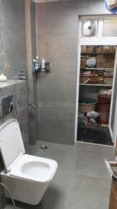 Bathroom Image of 2190 Sq.ft 4.5 BHK Apartment / Flat for sale in Mahagun Mywoods, Noida Extension Greater Noida for Rs. 25000000