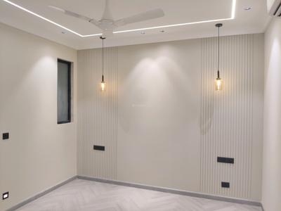 Bedroom Image of 2700 Sq.ft 4 BHK Builder Floor for sale in Paramount Luxury Floors Sushant Lok 3, Sector 57 Gurgaon for Rs. 33000000
