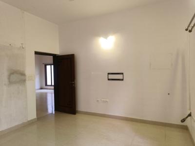 Bedroom Image of 4200 Sq.ft 4 BHK Independent House for rent in Sanjaynagar Bengaluru for Rs. 300000