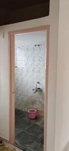 Bathroom Image of 730 Sq.ft 1.5 BHK Apartment / Flat for rent in Deolali Gaon Nashik for Rs. 8200