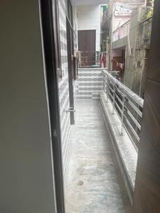 Balcony Image of Easy Living in Shalimar Bagh, New Delhi